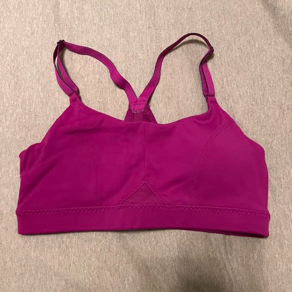 Athleta Razor Back Sports Bra